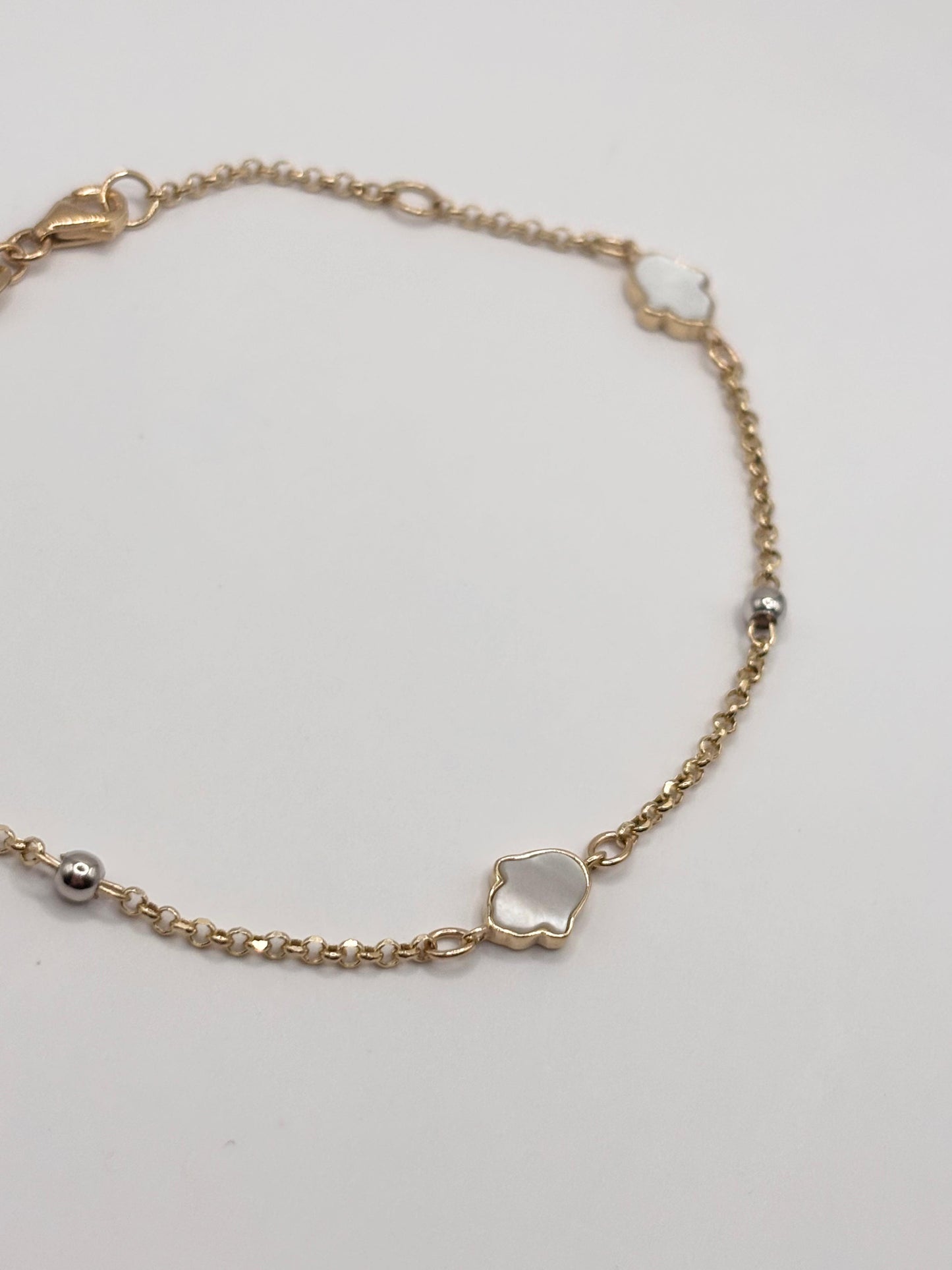 14k mano de fatima of mother of pearl