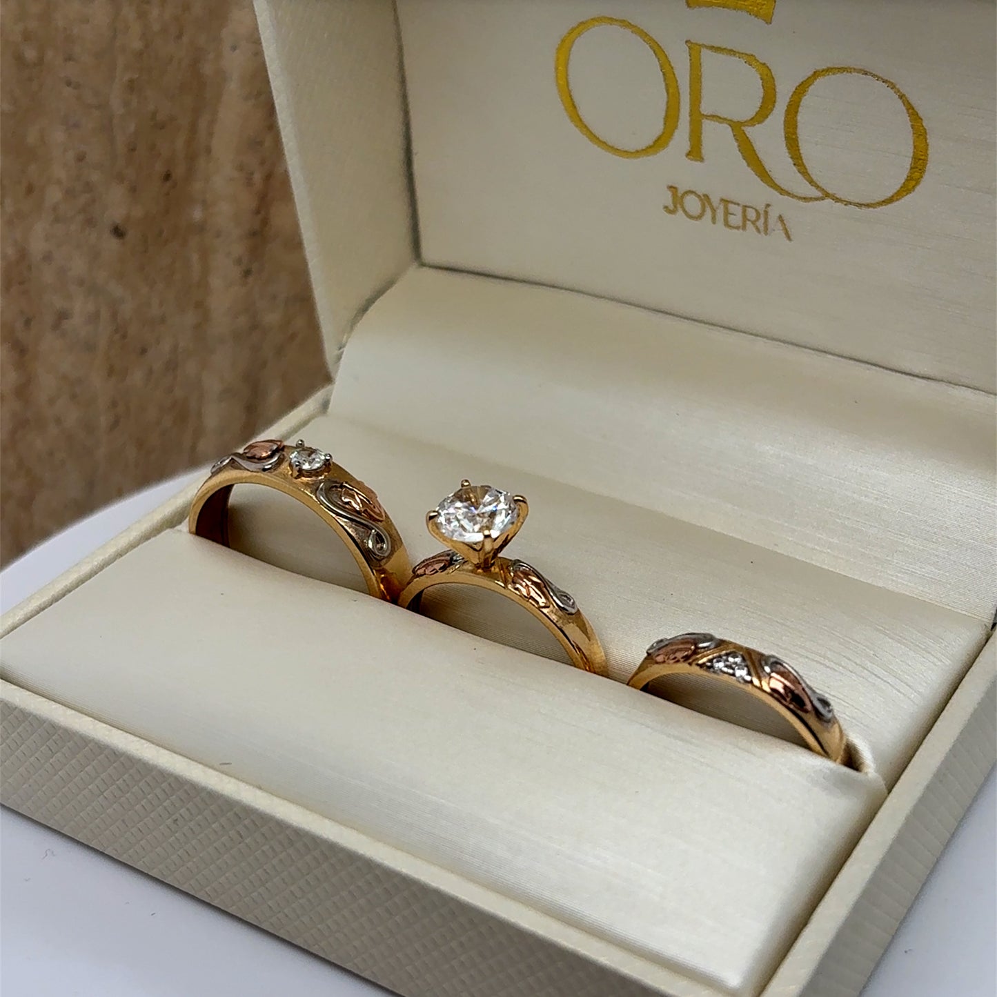 14k tree-tone gold couples wedding ring set