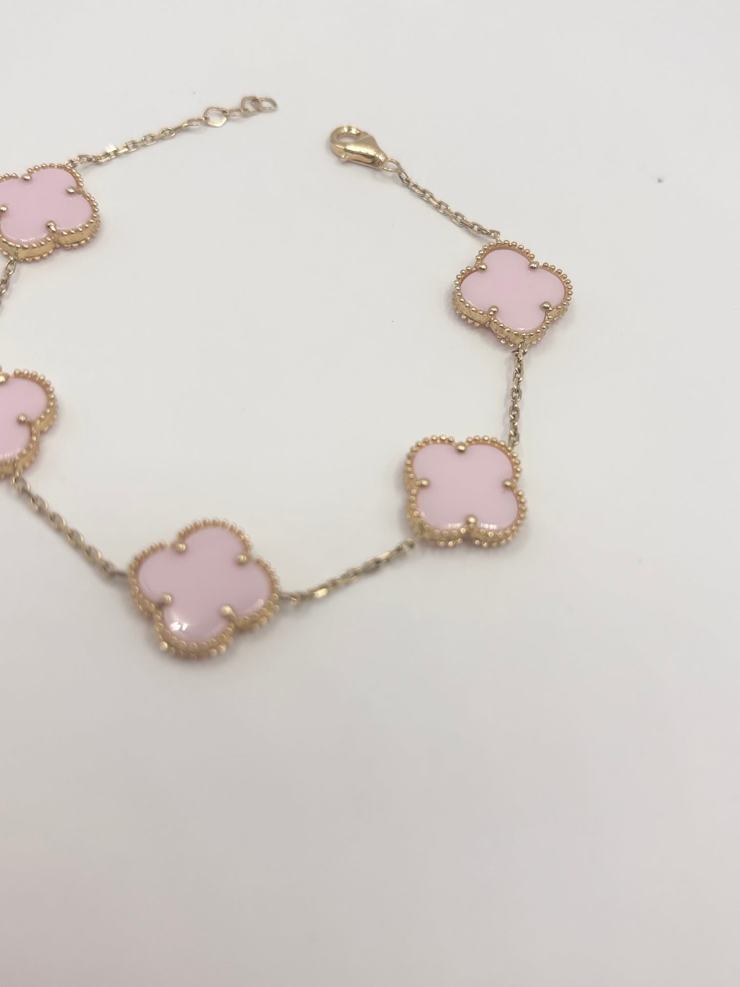 Pink clover bracelet 14k