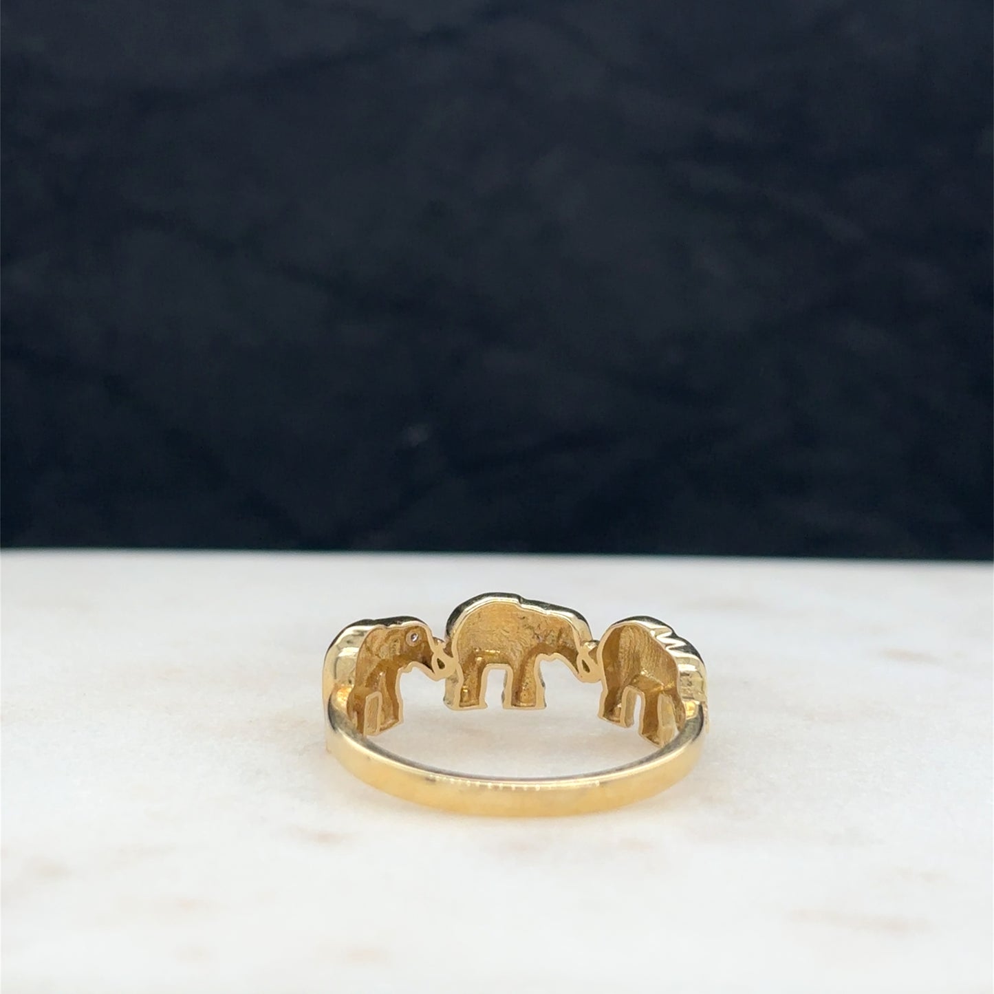 Woman 3 Elephant ring 14k