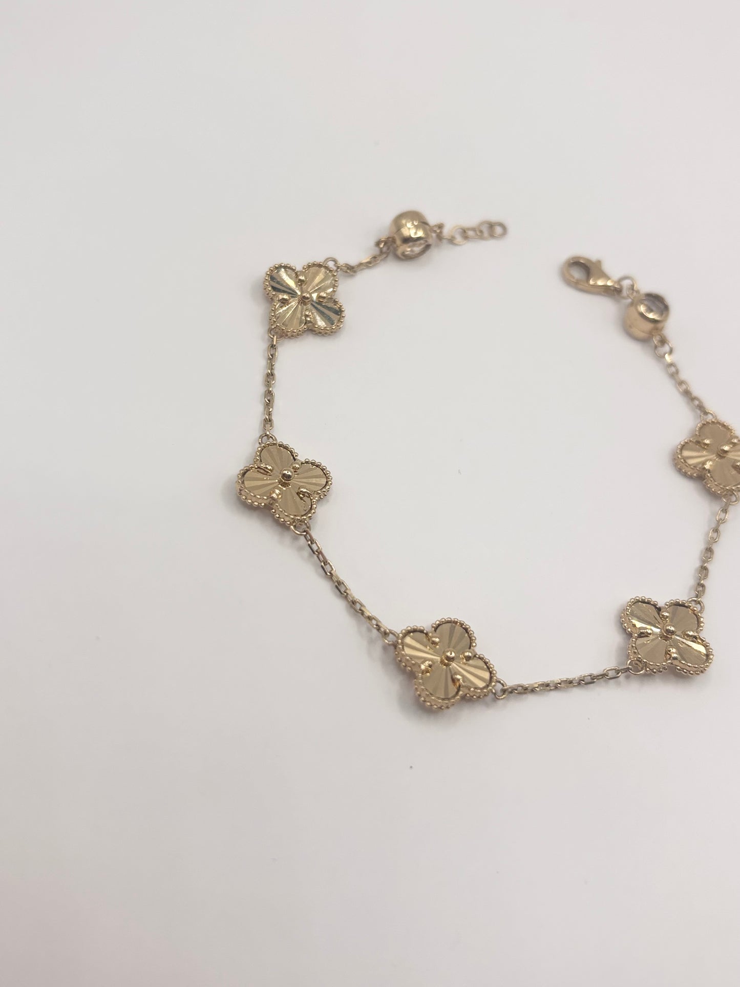 14k gold clover bracelet
