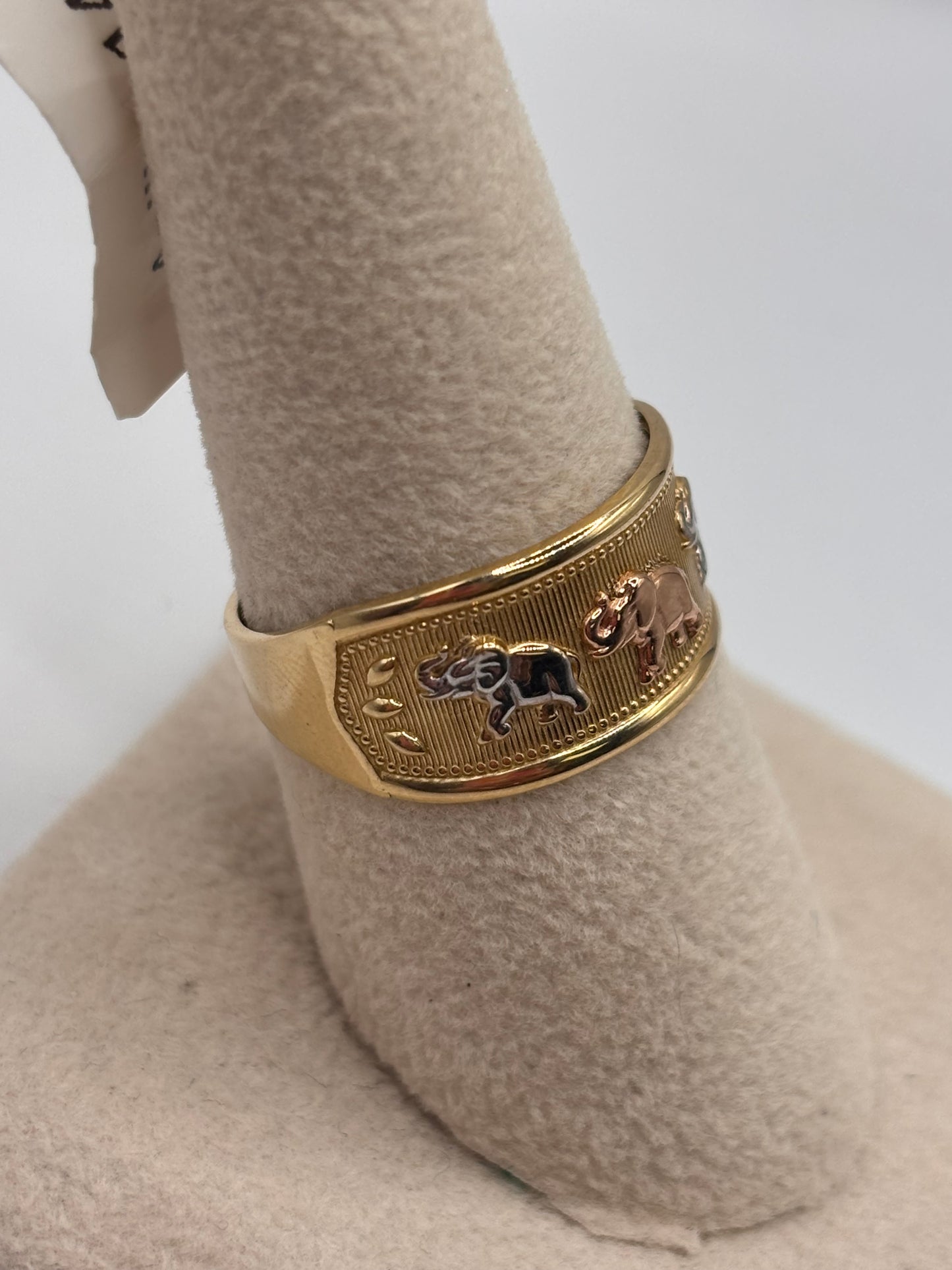 Woman Elephant ring 14k
