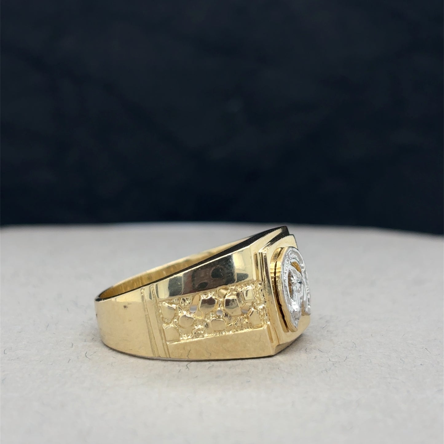 10k horse & horseshoe ring