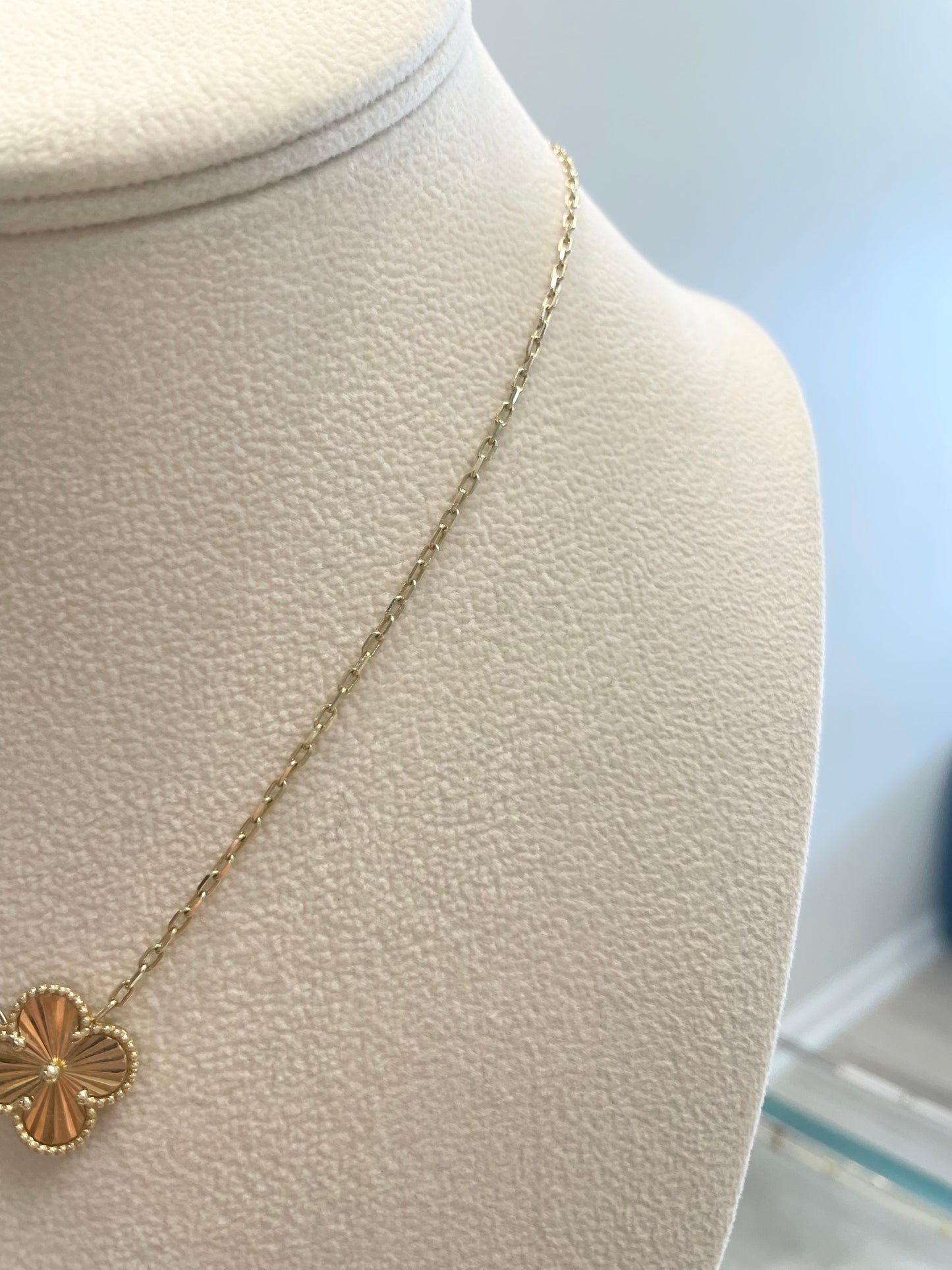 clover necklace 14k