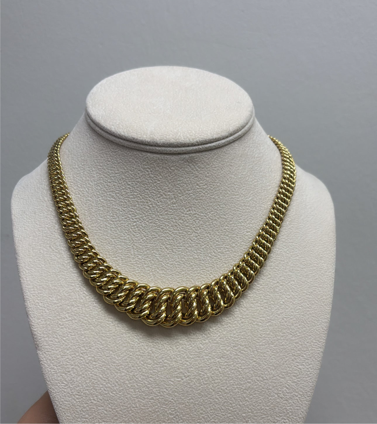 Princess style necklace 14k