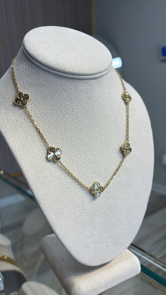 Gold clover woman necklace 14k