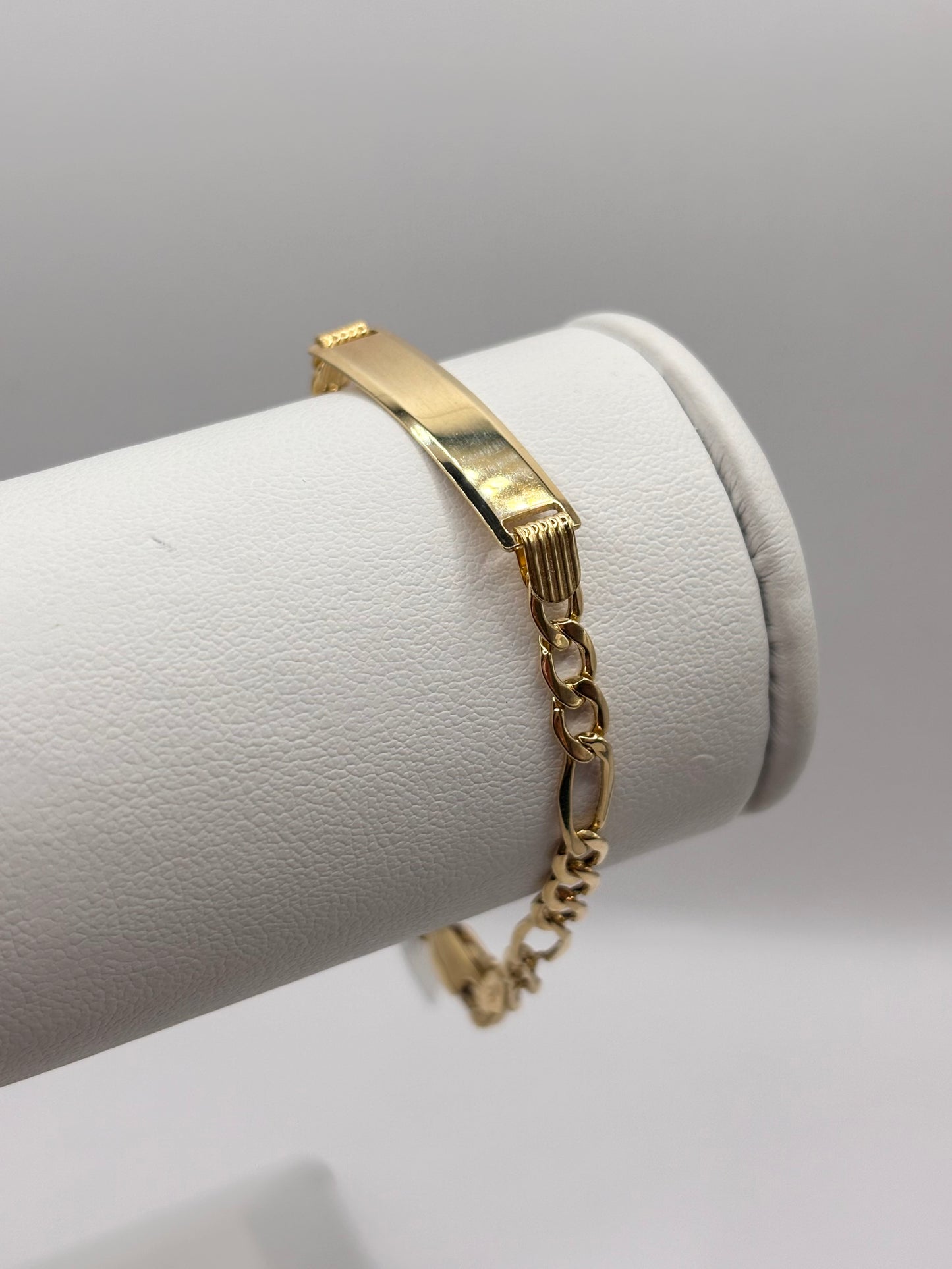 14k baby figaro bracelet