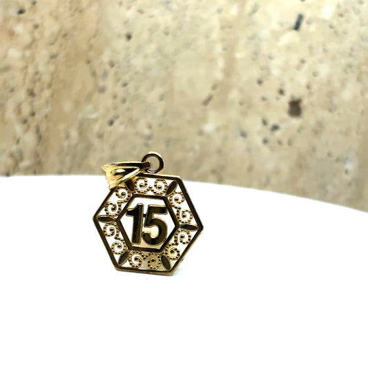 15 años pendant 14k