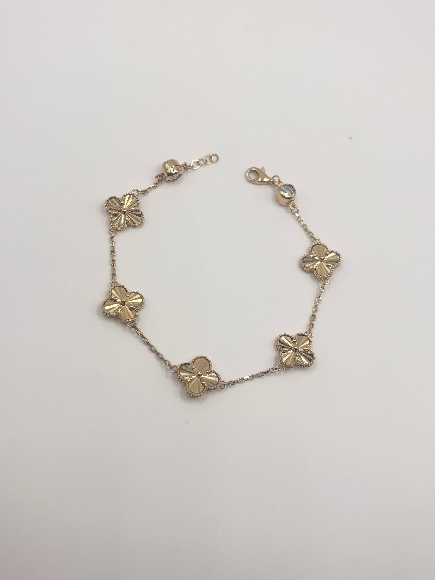 14k gold clover bracelet