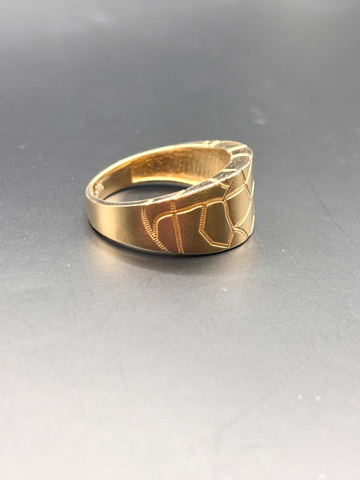 14k nugget style men ring sz 9