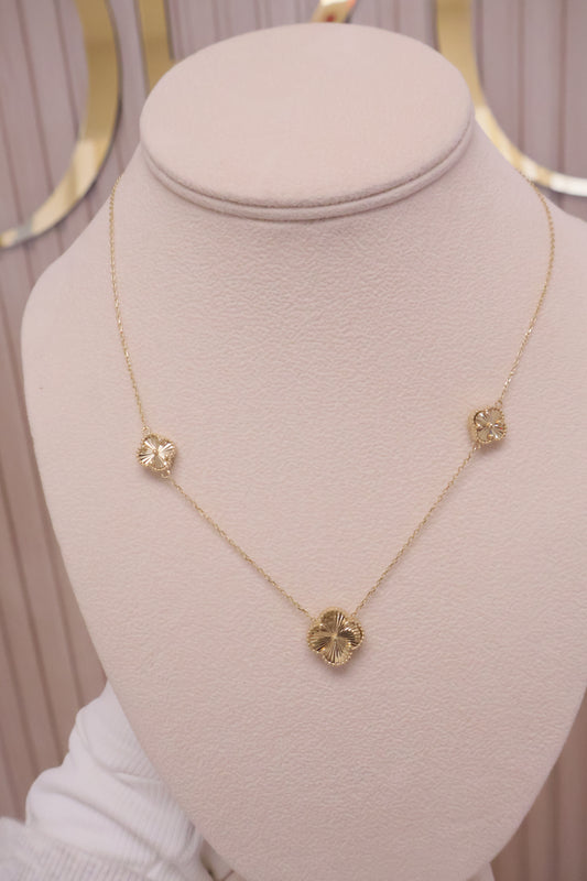Cadena mujer 3 tréboles 14k