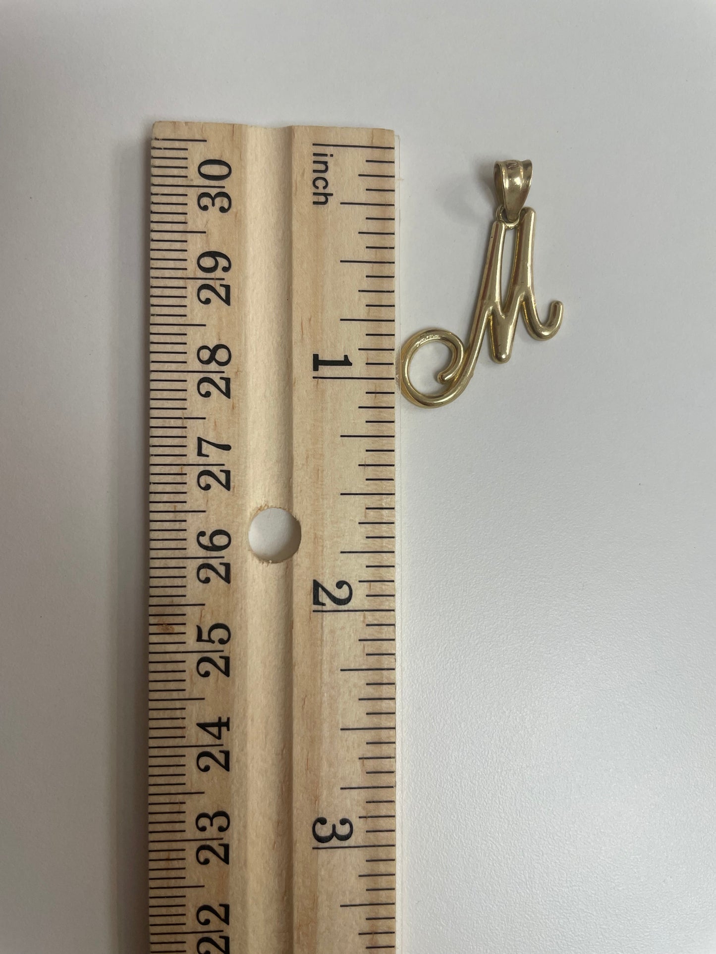 10k initial pendant