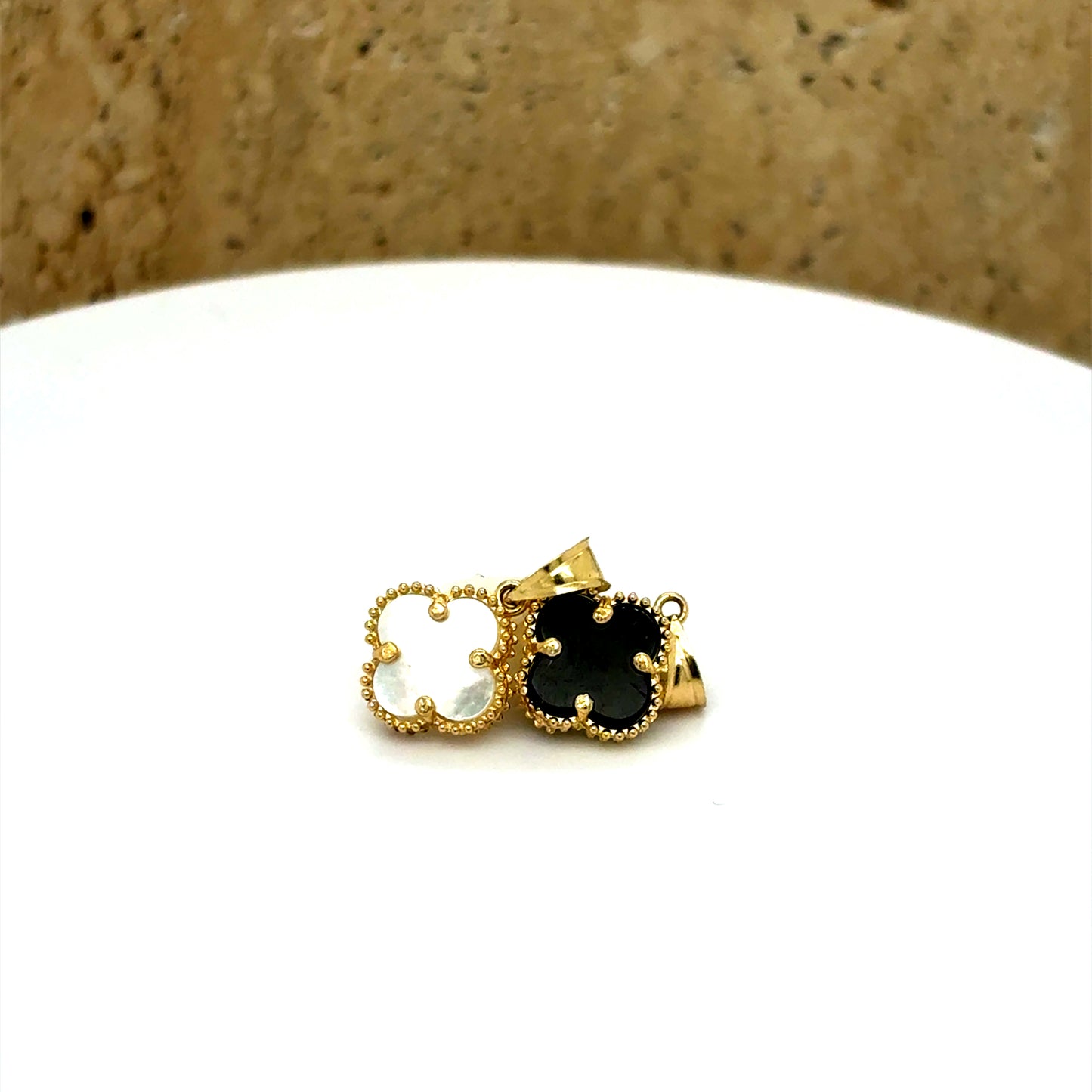 14K Gold Mini Clover Pendant