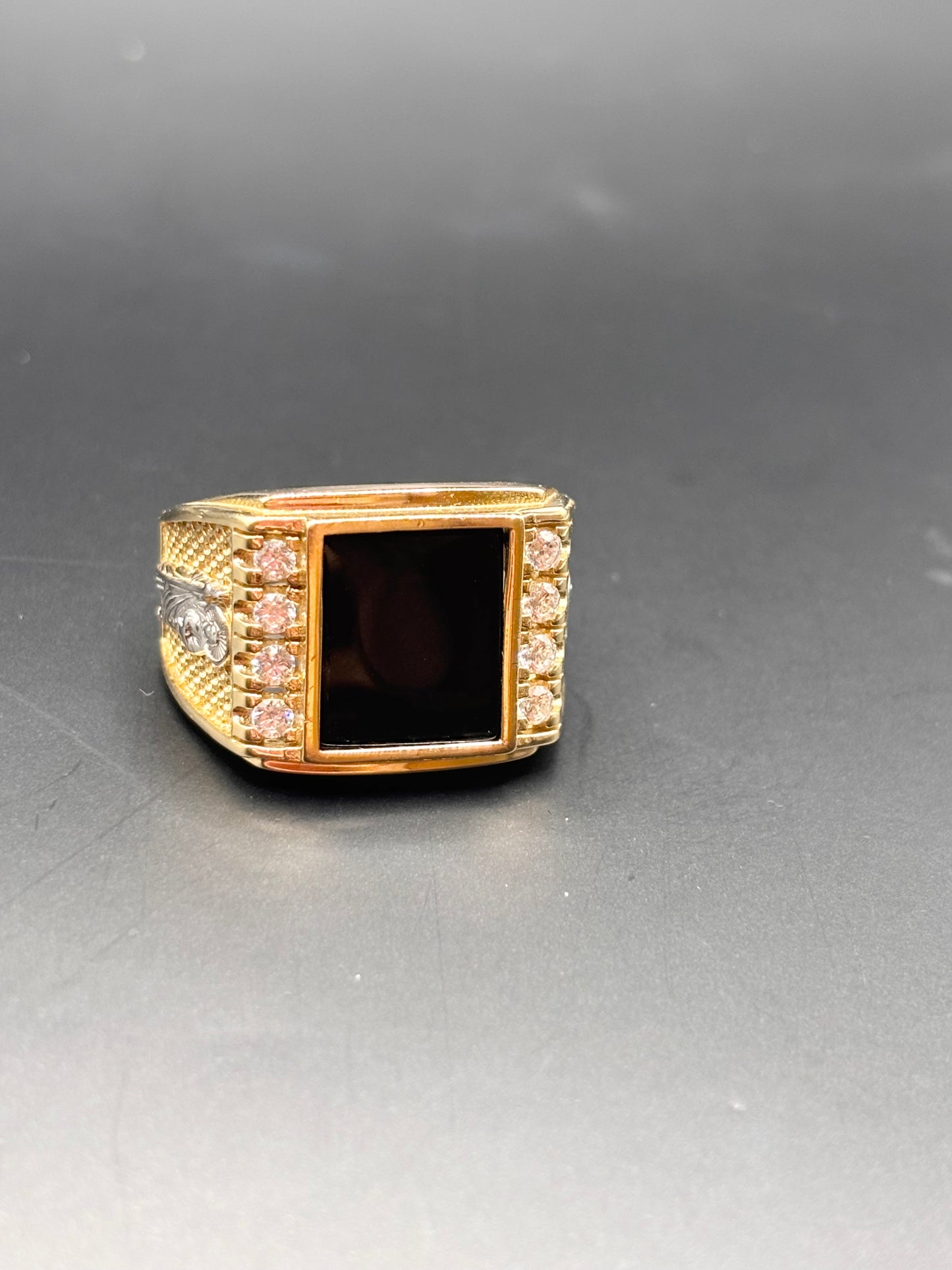 14k men ring onyx stone with San judas sz 11