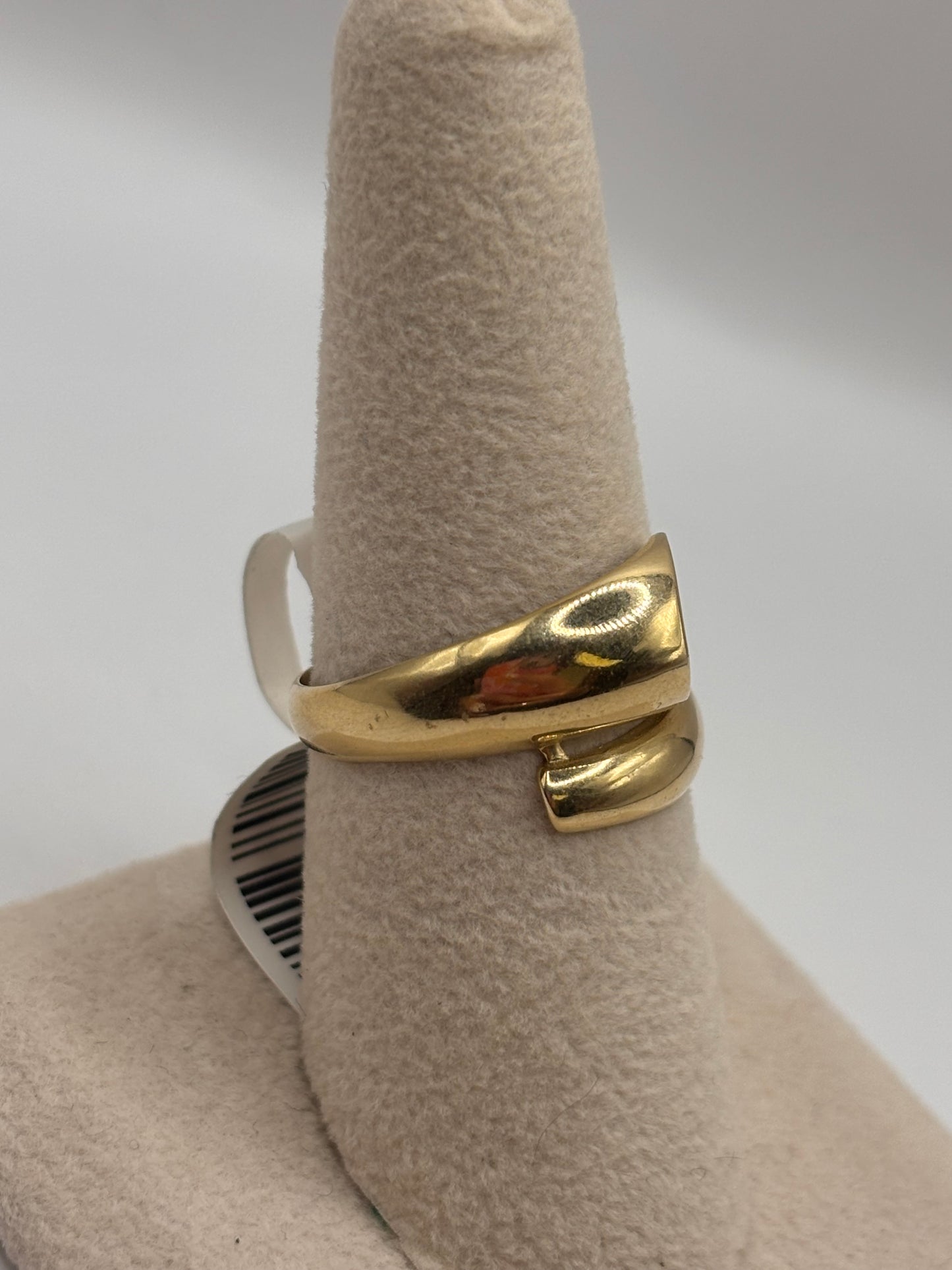 Woman interlaced Heart ring 14k