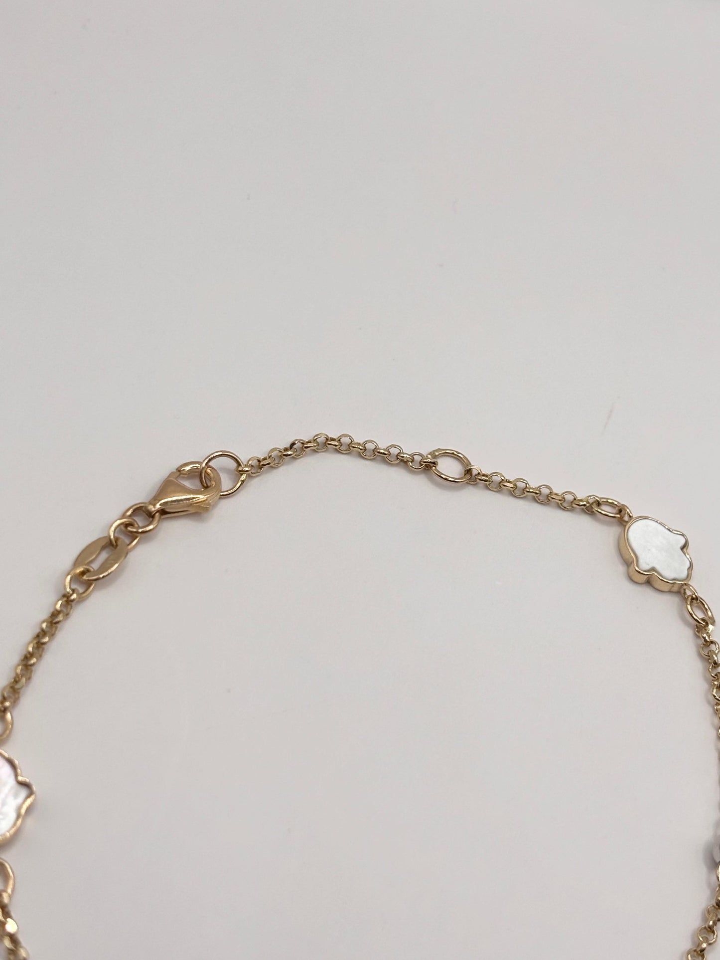 14k mano de fatima of mother of pearl