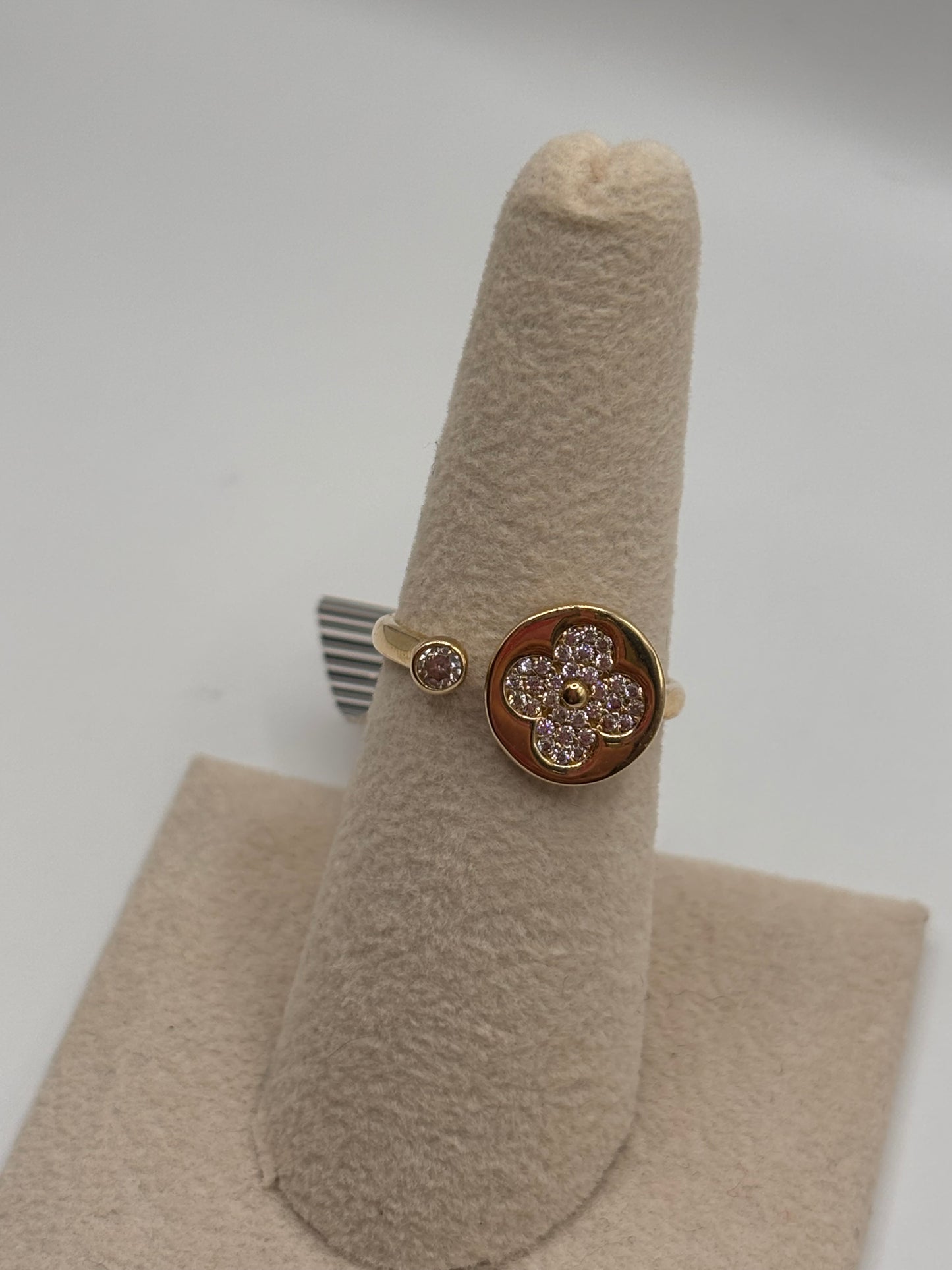 Woman flower ring 14k