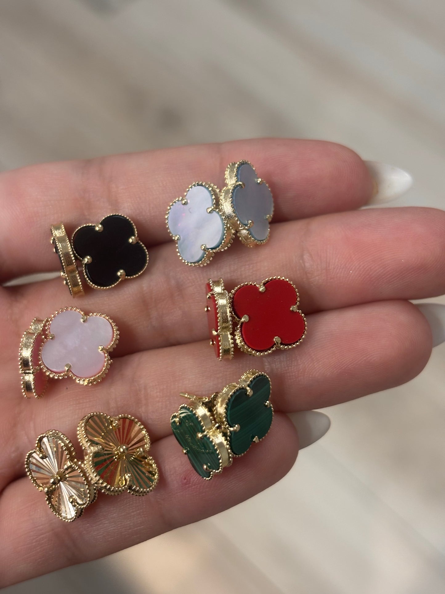 Flower earrings 14k