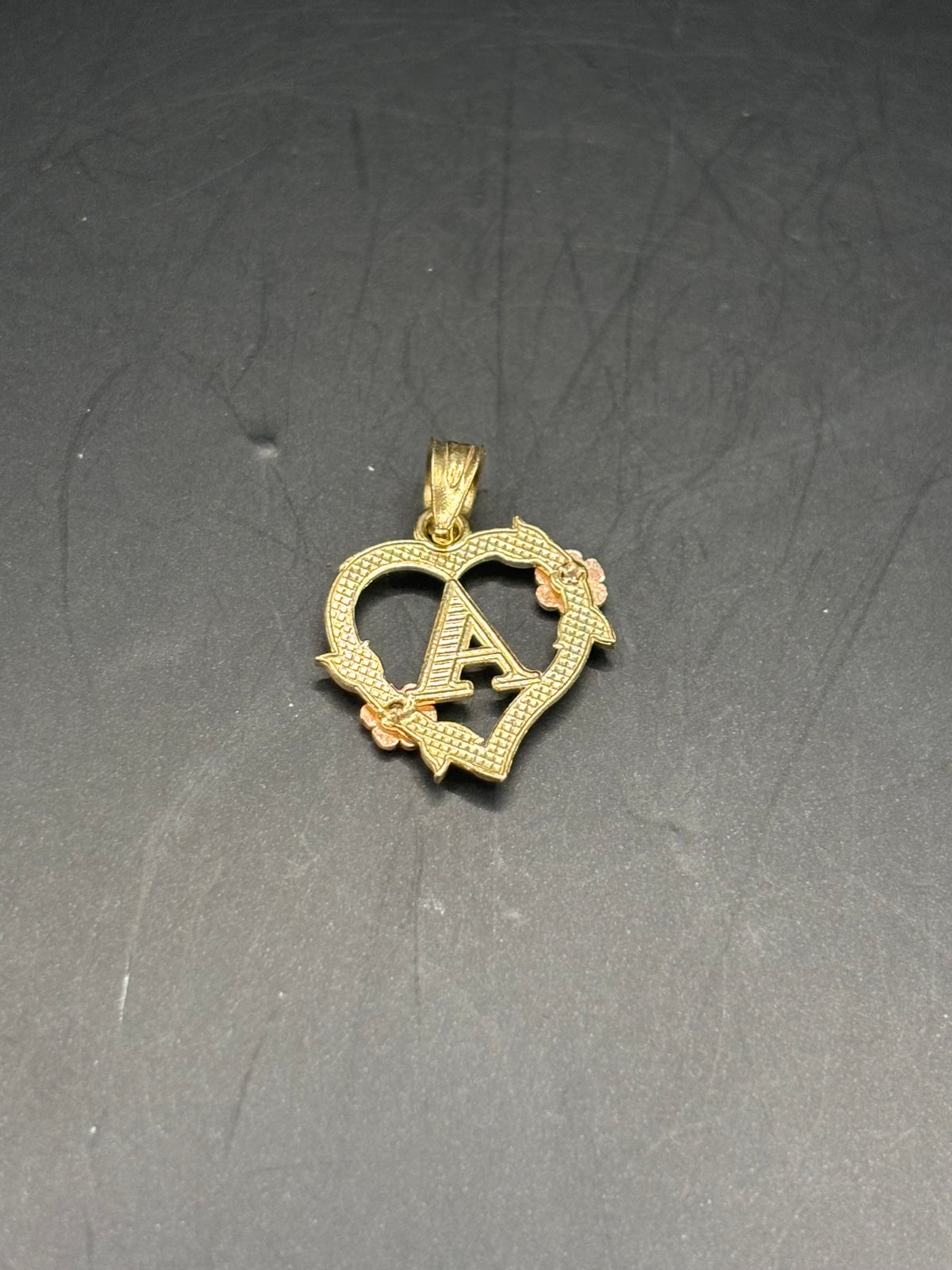 14k iniciales con diseño