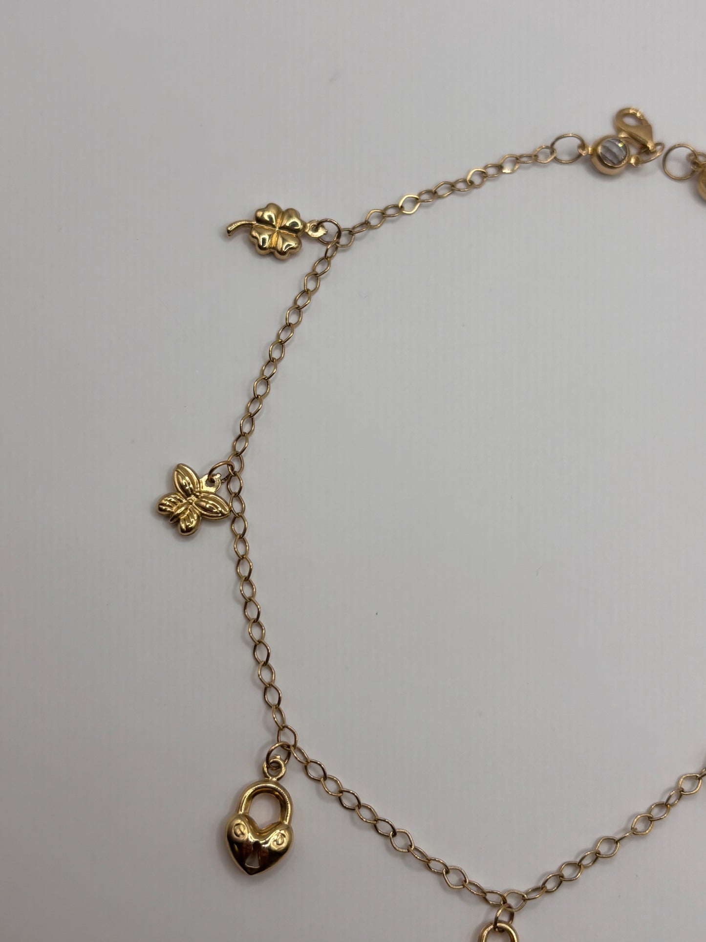 Anklet with charms 14k