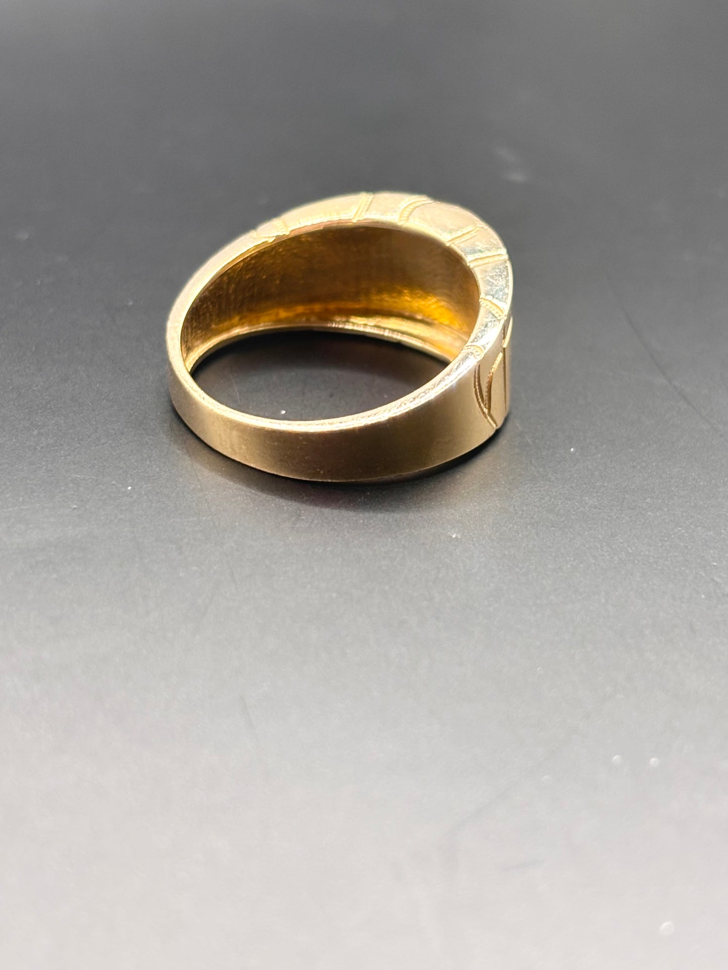14k nugget style men ring sz 9