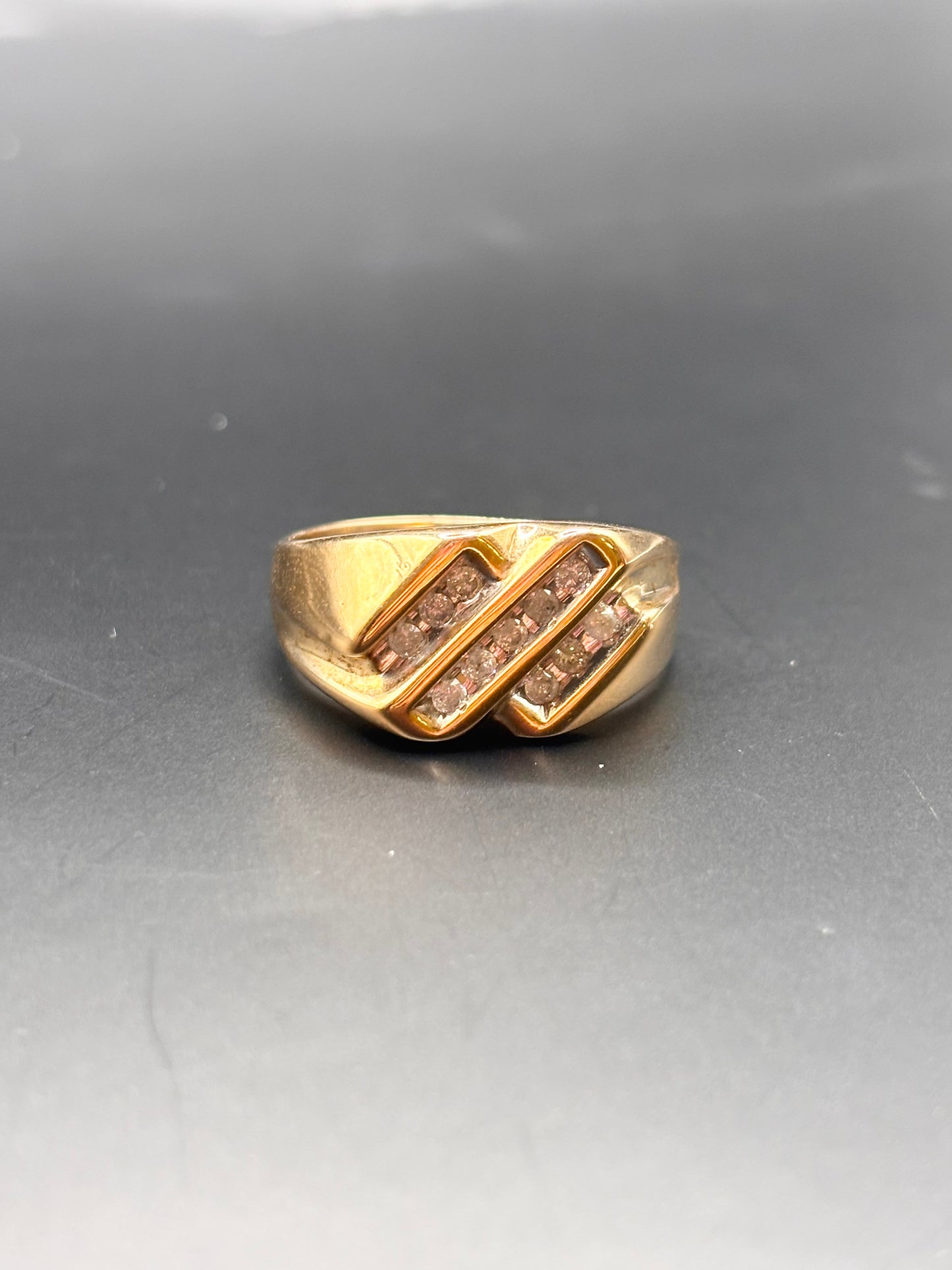 10k diamond ring sz 10