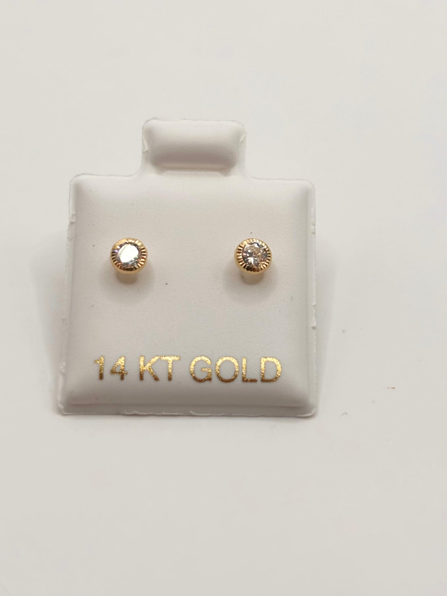 Zirconia earrings 14k