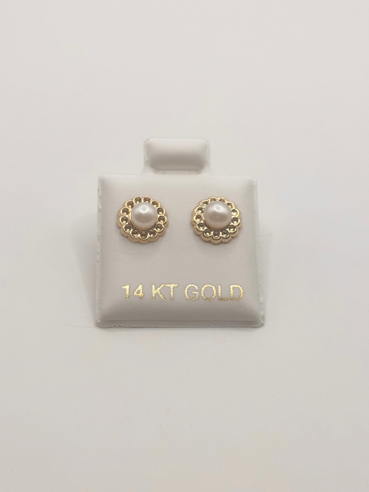 14k flower pearls earrings