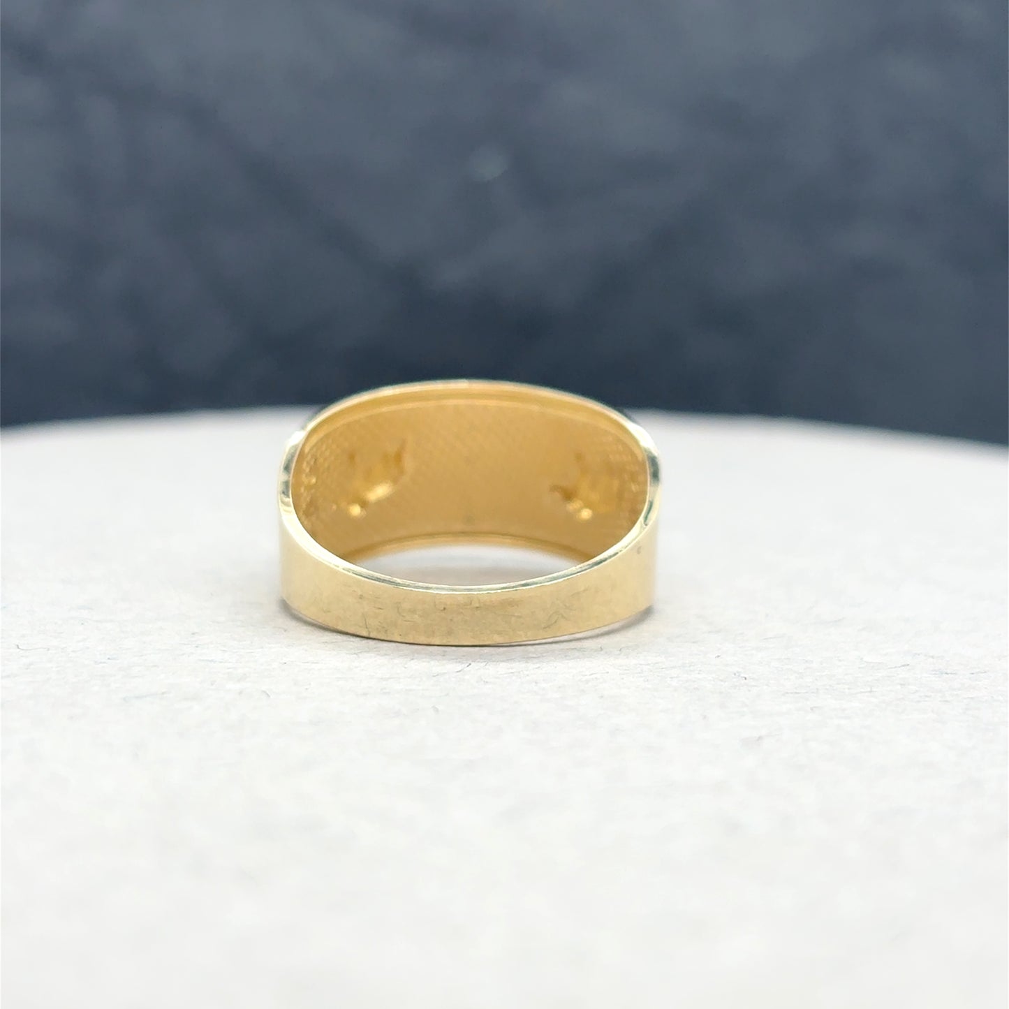 Woman Elephant ring 14k