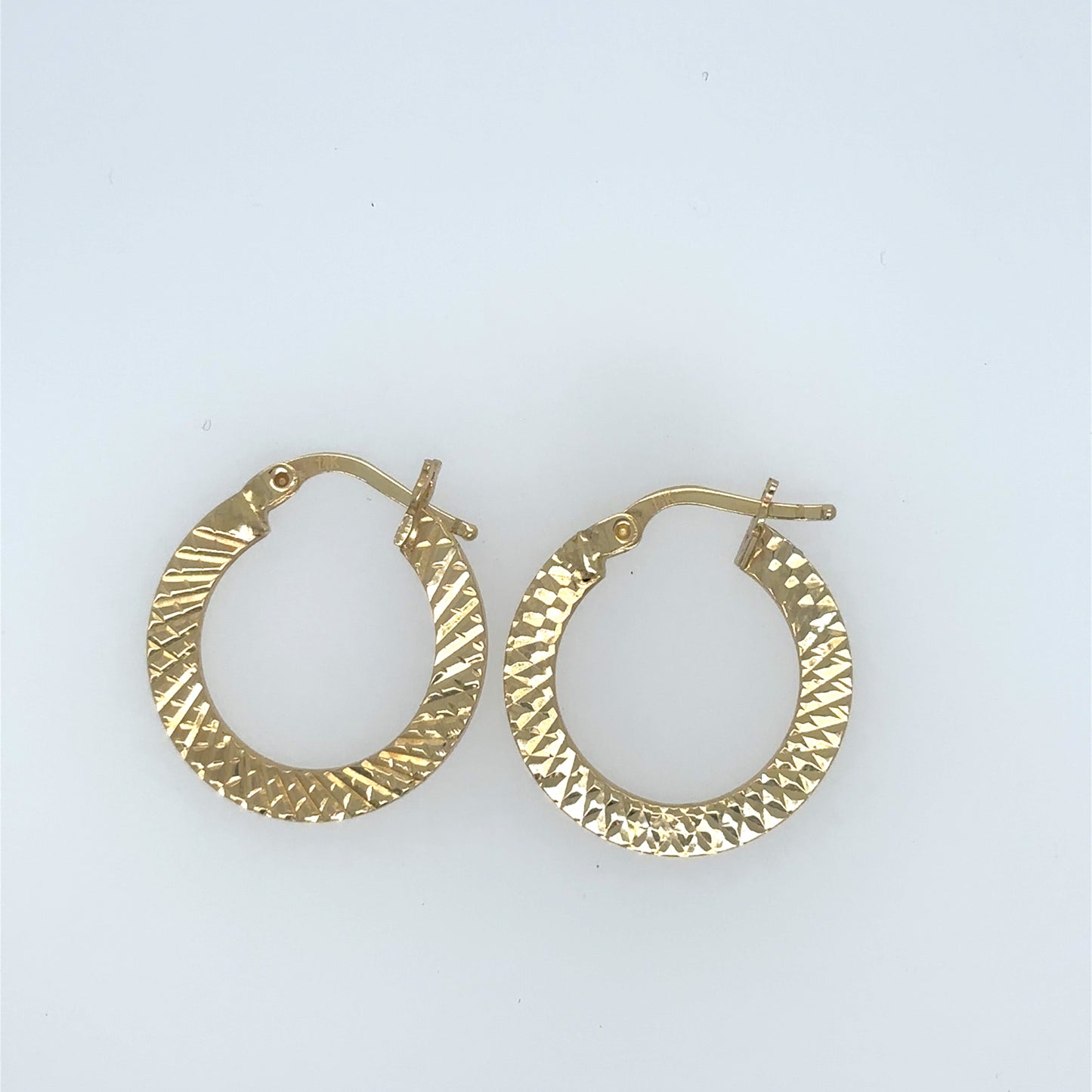 Medium size hoops 14k
