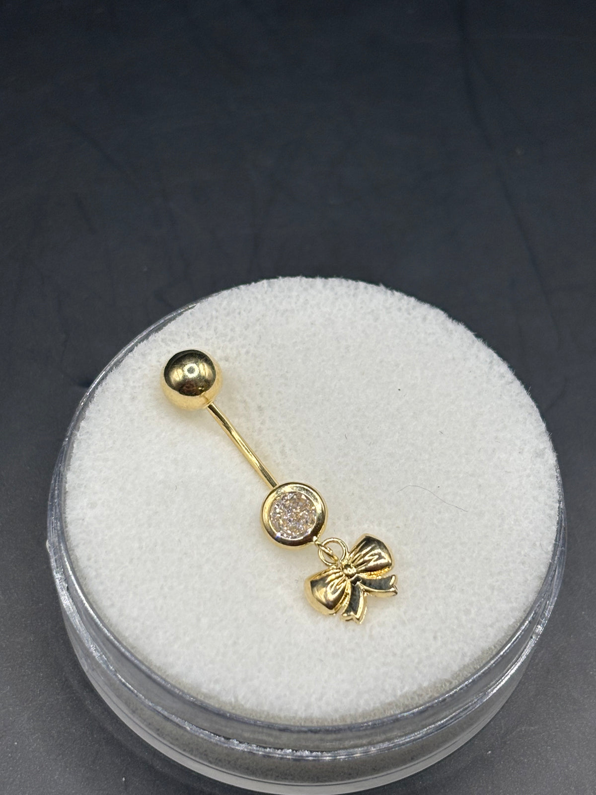 14k gold belly with bow piercing