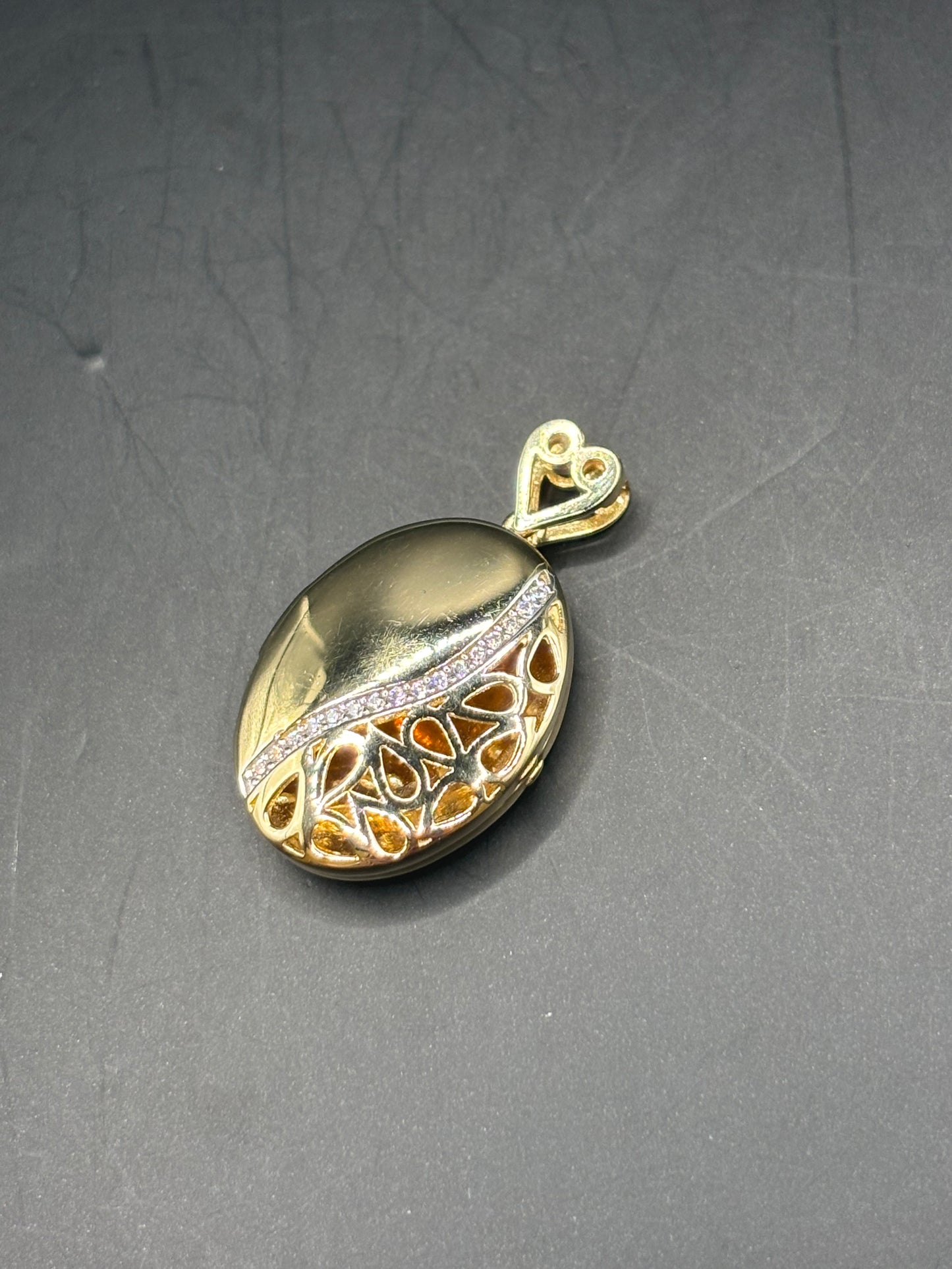 14k relicario