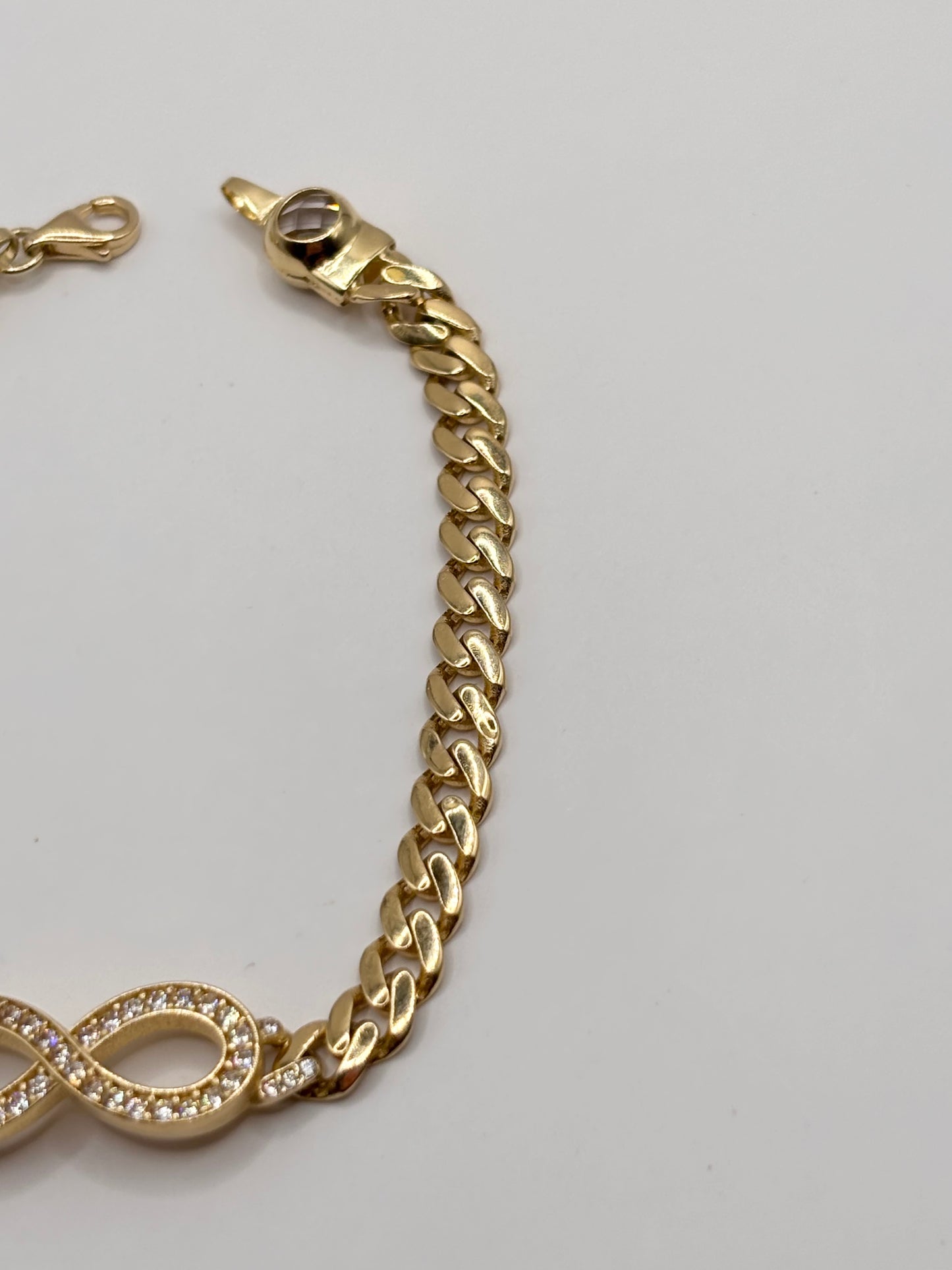 Infinity bracelet 14k